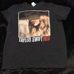Taylor Swift t shirt